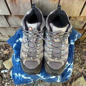 Keen Hiking Boots